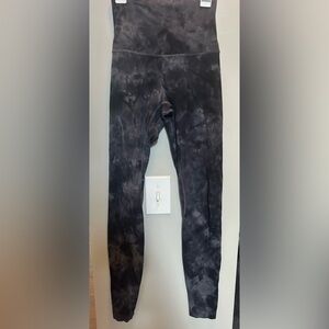 Knock-off Lululemon Graphite Gray High waisted Align leggings - Size 4